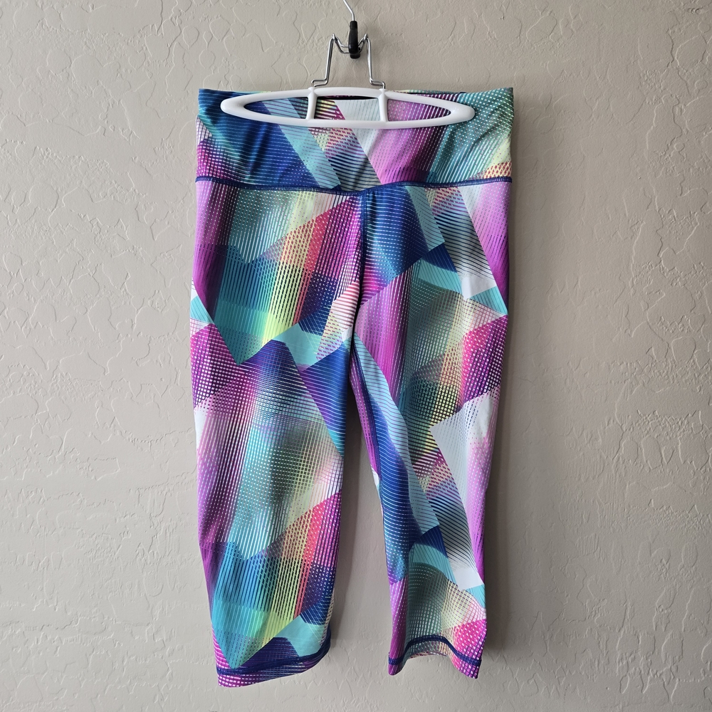 Victoria's Secret VSX Leggings Size M Cropped Midrise Colorful Geometric Active